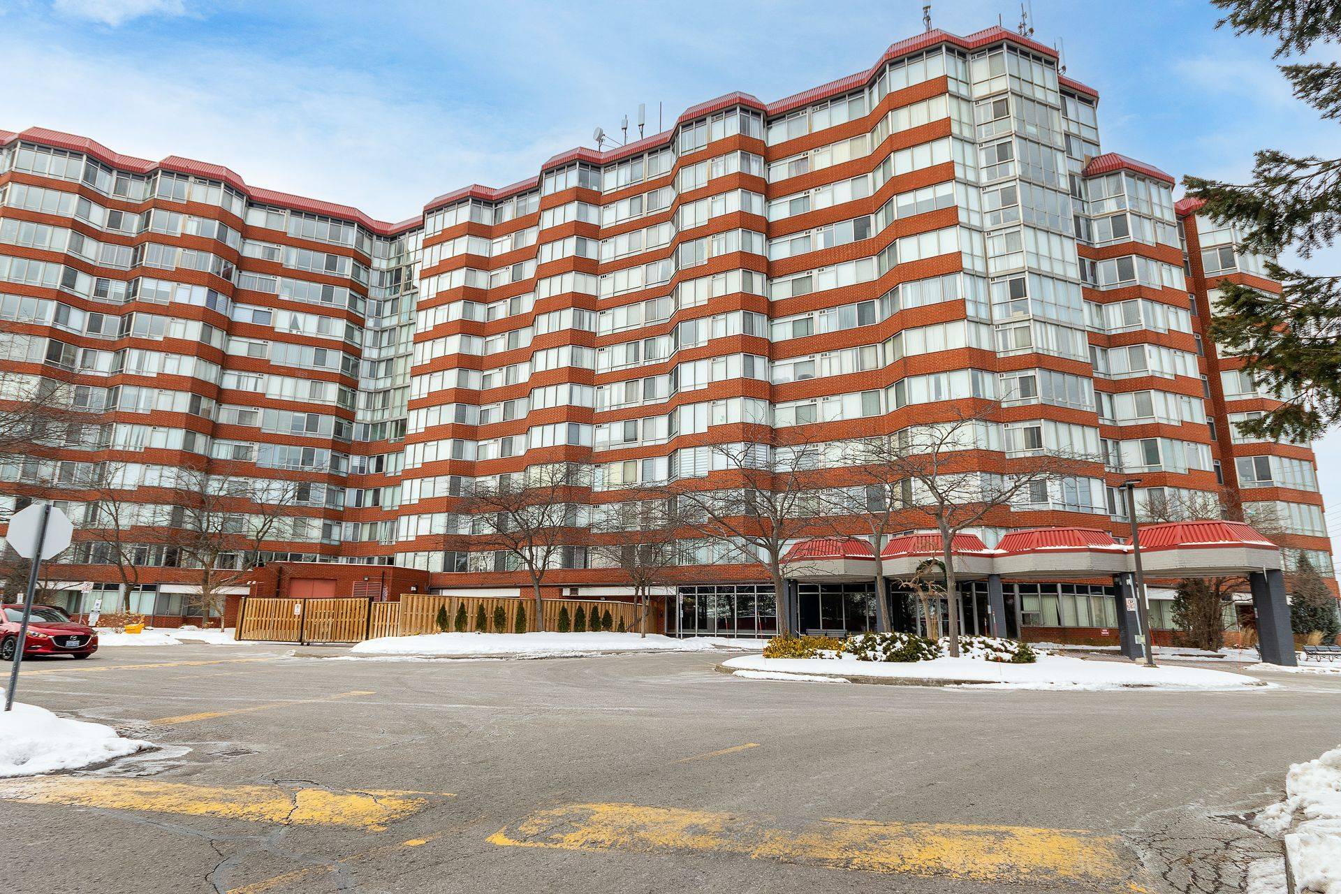 11753 Sheppard AVE E #314, Toronto E11, ON M1B 5M3