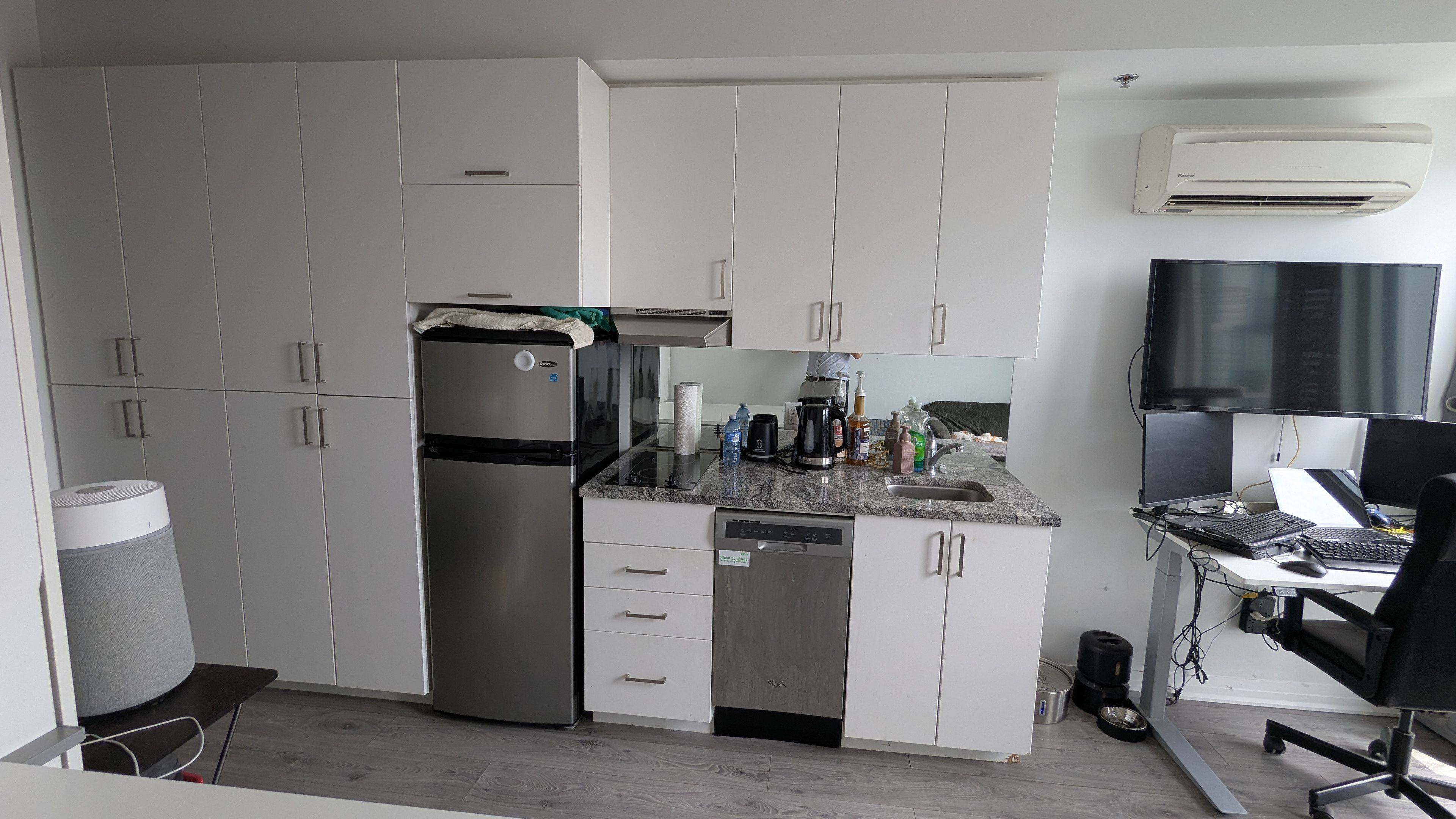Oshawa, ON L1G 0C1,1900 Simcoe ST N #237