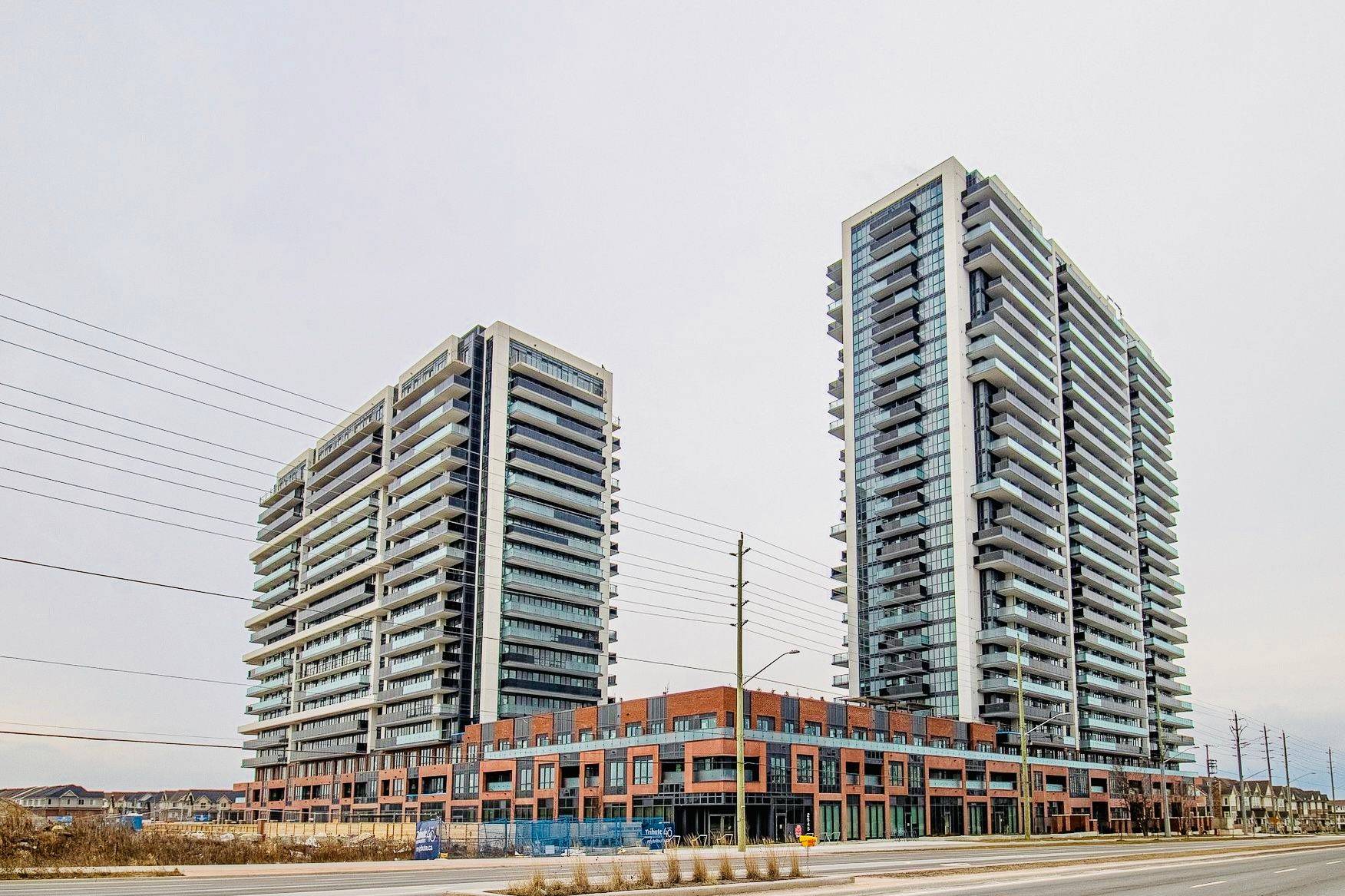 Oshawa, ON L1L 0W3,2545 Simcoe ST N #2111