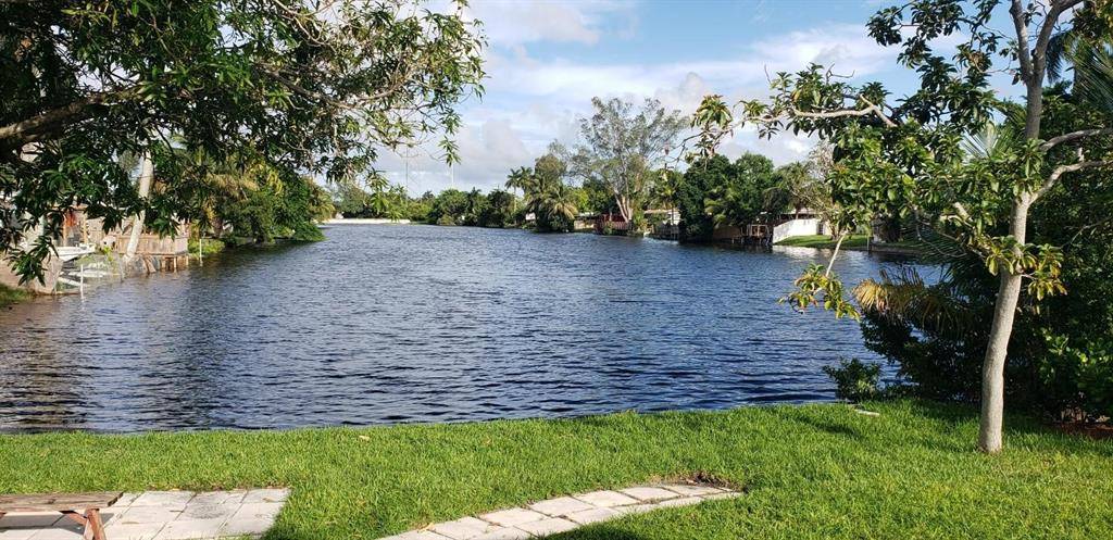 4916 SW 43rd Ter, Fort Lauderdale, FL 33314