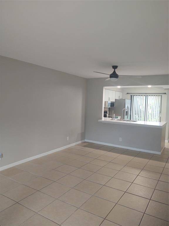 Delray Beach, FL 33483,3275 Frederick Blvd #12D