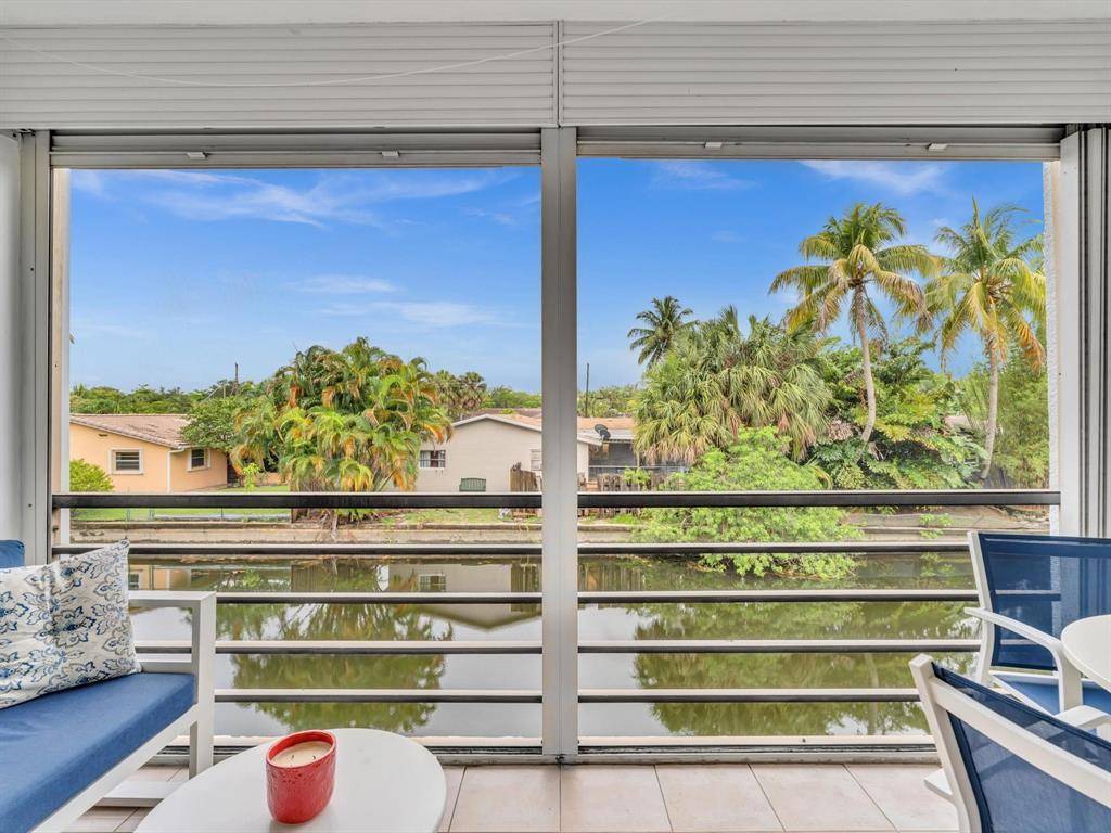 Oakland Park, FL 33309,109 Royal Park Dr #2F