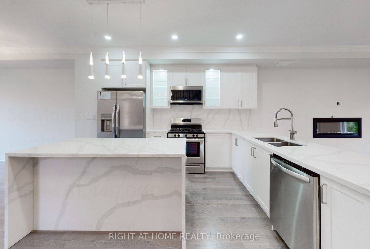 Vaughan, ON L4J 8B7,54 moneypenny PL