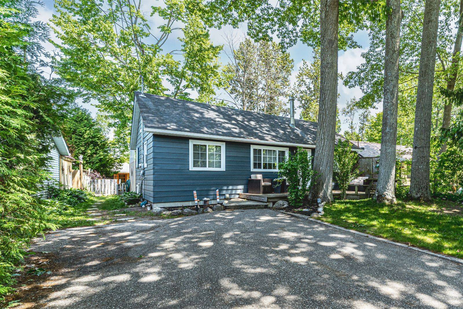 1939 Tiny Beaches RD S, Tiny, ON L0L 1P1