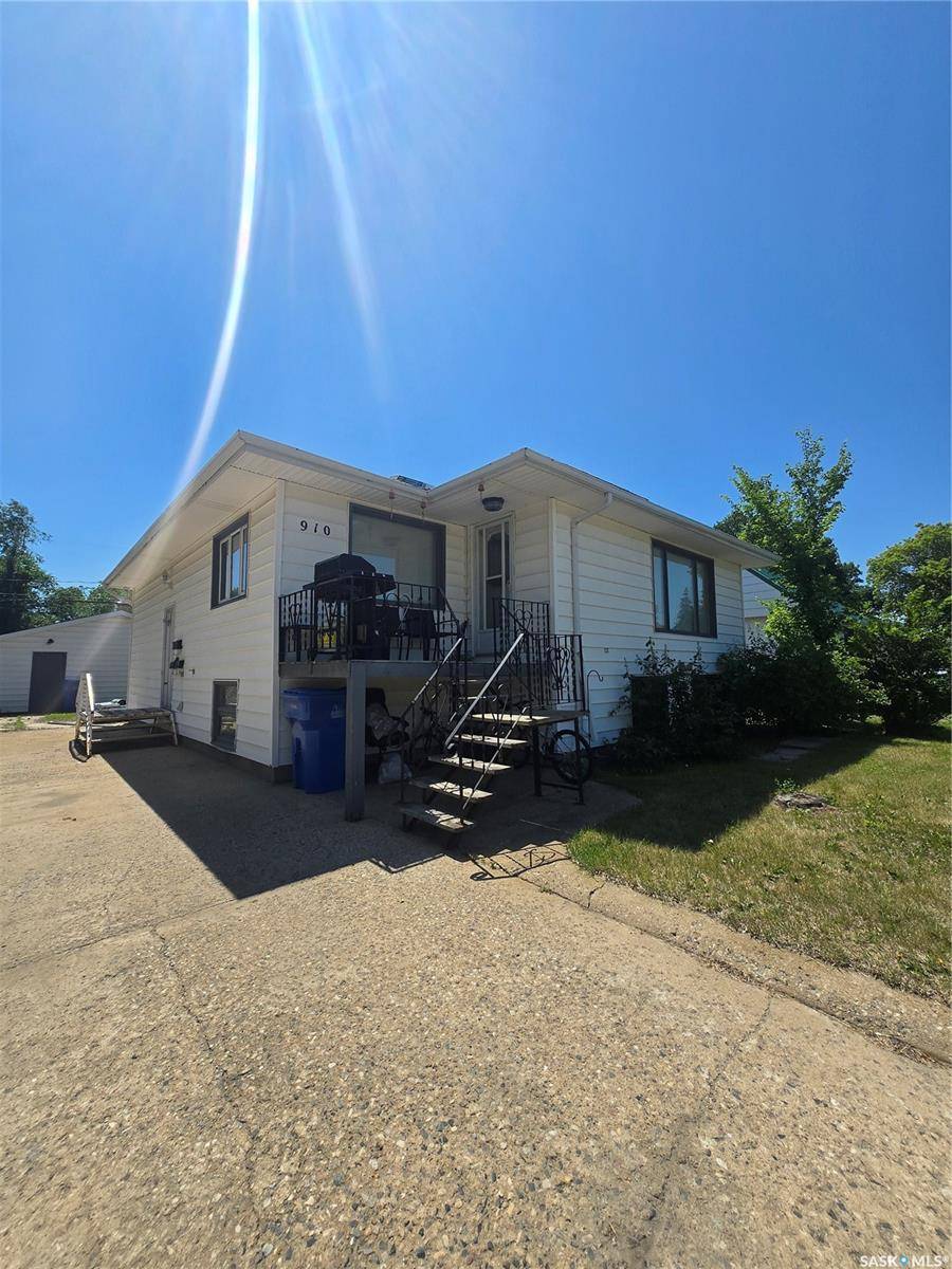 910 Isabelle STREET, Estevan, SK S4A 1R4