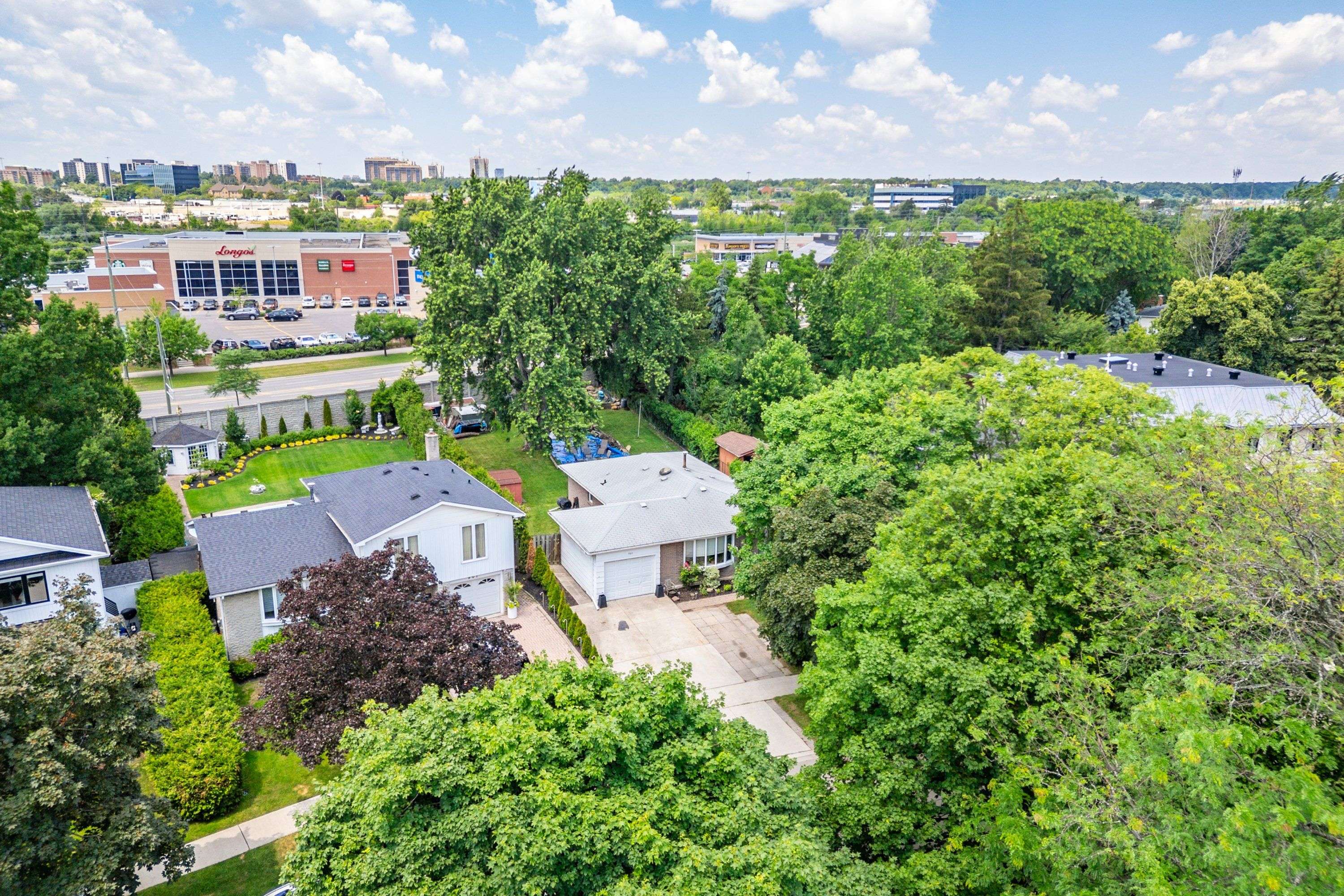 Oakville, ON L6J 2K7,503 Bohemia CRES