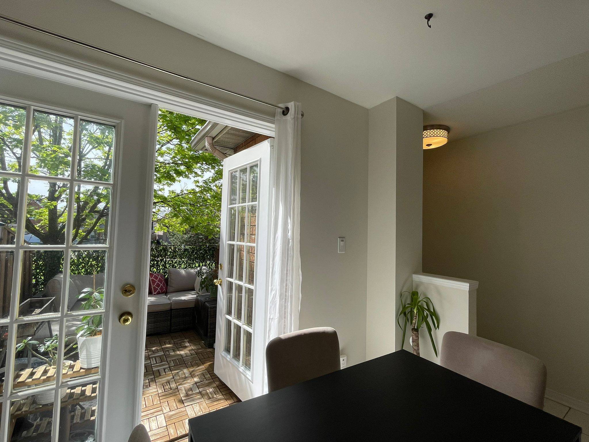 Toronto W04, ON M6L 3G4,126 Rory RD #13