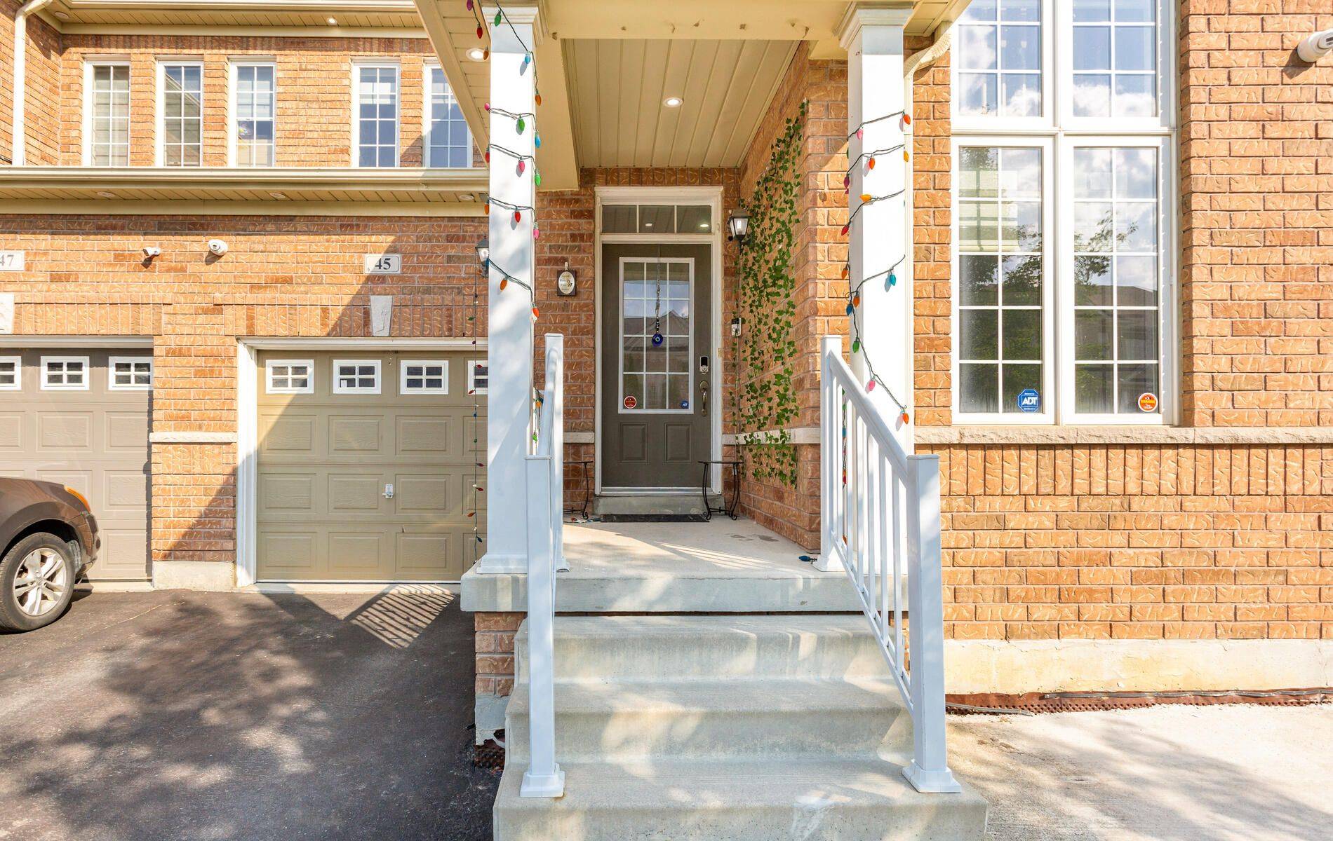 Brampton, ON L7A 0M1,45 Boundbrook DR