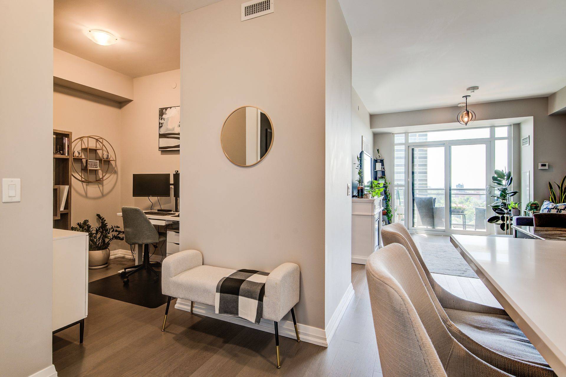 Waterloo, ON N2L 0J8,155 Caroline ST S #1706