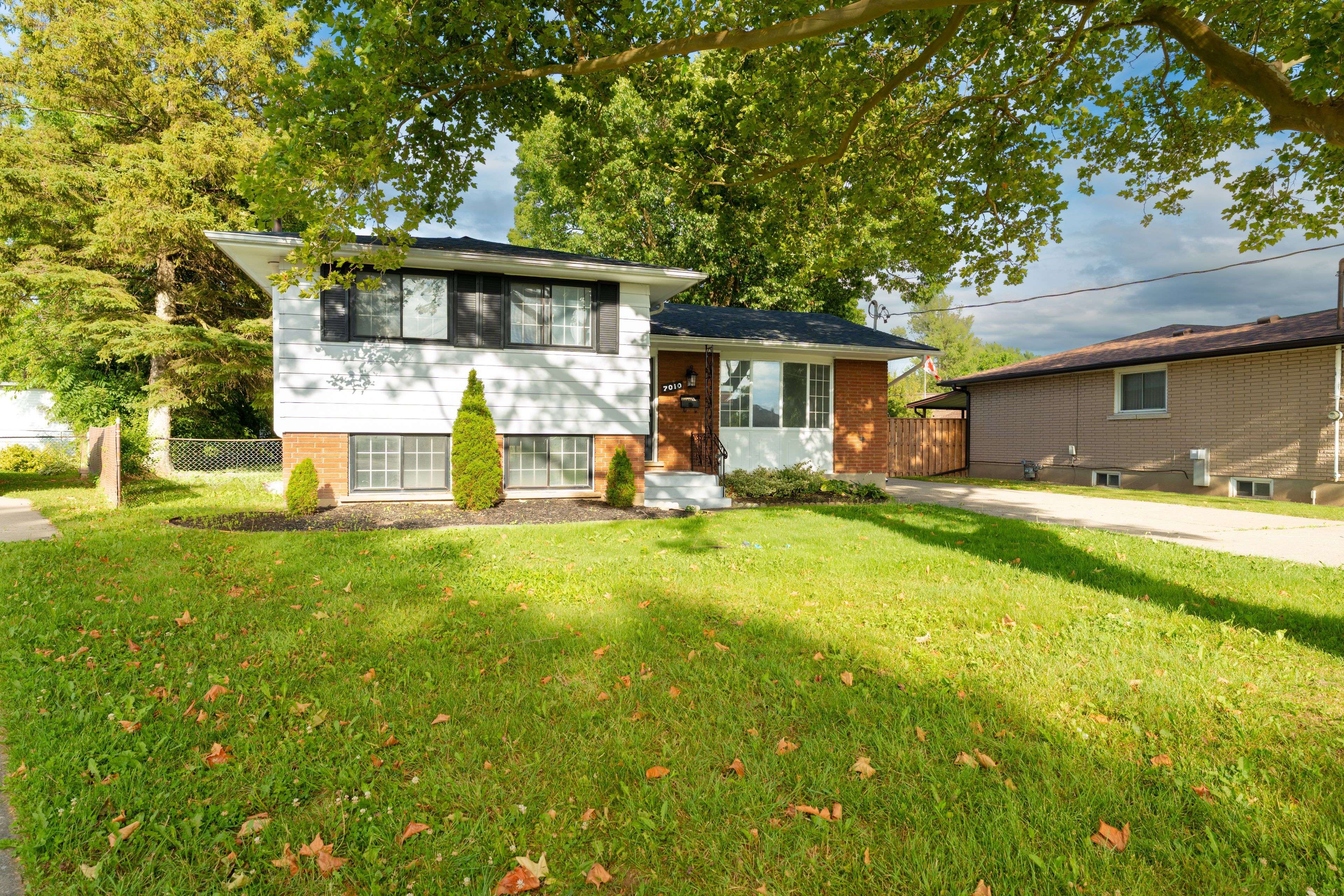 7010 WHITMAN AVE, Niagara Falls, ON L2G 5B6
