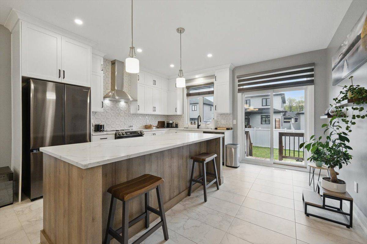 Russell, ON K0A 1W0,1243 Avignon ST