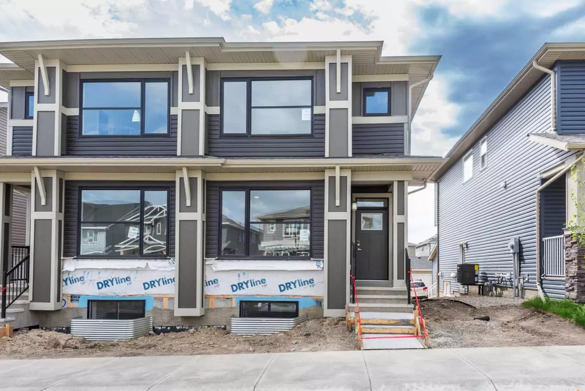 Calgary, AB T3P 1Y9,116 Herron WALK Northeast