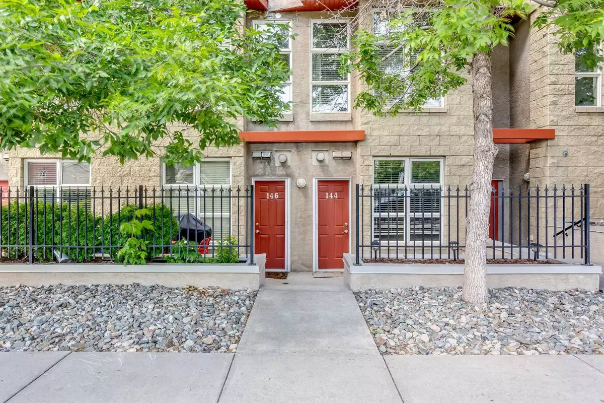 Calgary, AB T2S 3E7,315 24 AVE SW #144