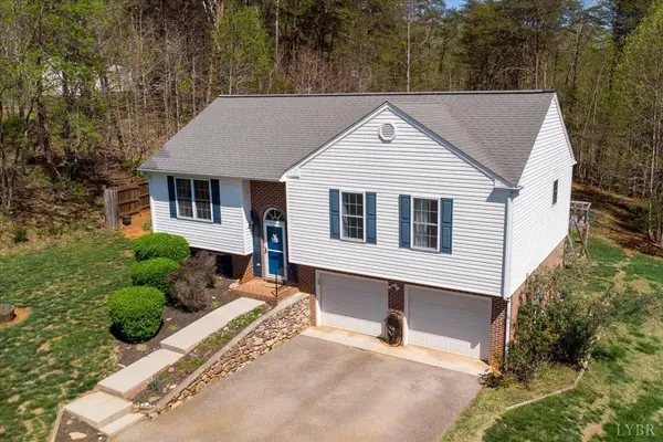 Vinton, VA 24179,1027 Alison LN