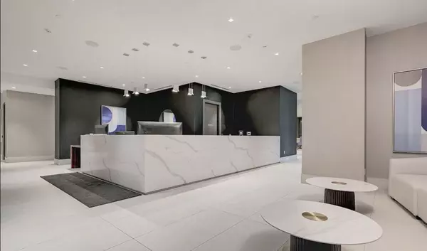Oshawa, ON L1L 0R5,2550 Simcoe ST N #320