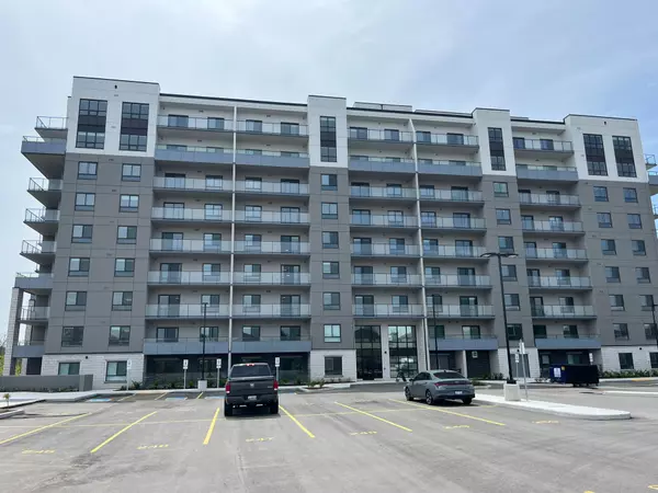 425 Watson Pkwy N #606, Guelph, ON N1E 7K5