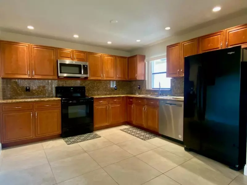 9609 Riverside Dr #6B, Coral Springs, FL 33071