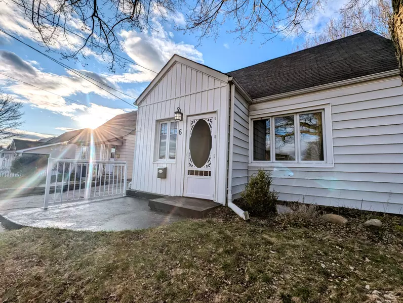6 Fraser ST, Port Hope, ON L1A 2A1