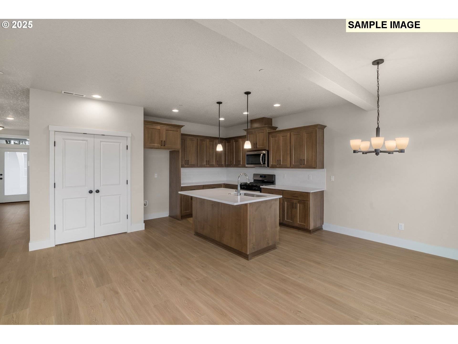 Hillsboro, OR 97123,4673 SE Steelhead CT