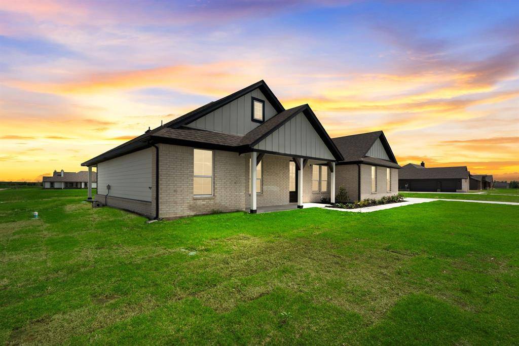 Oak Ridge, TX 75161,3101 White Oak Road