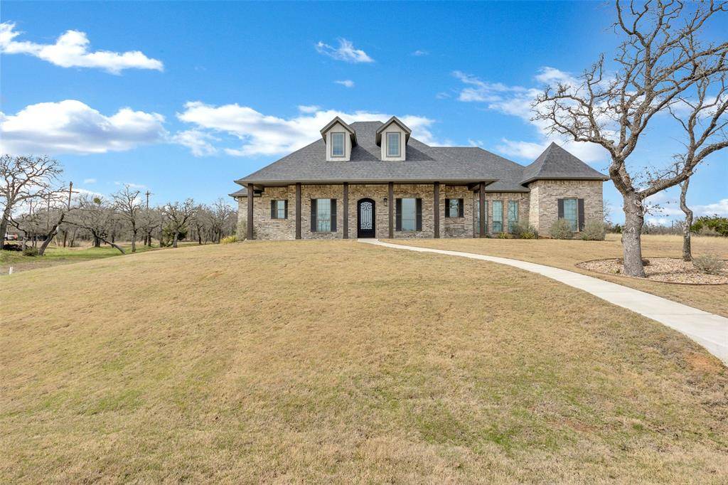 254 Sugartree Circle,  Lipan,  TX 76462