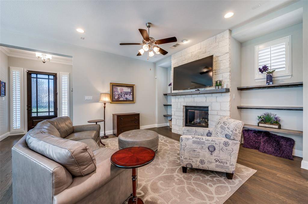 Mckinney, TX 75070,6921 Royal View Drive