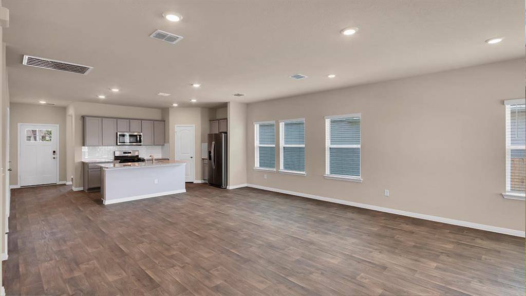 Grand Prairie, TX 75052,2401 Apex Avenue