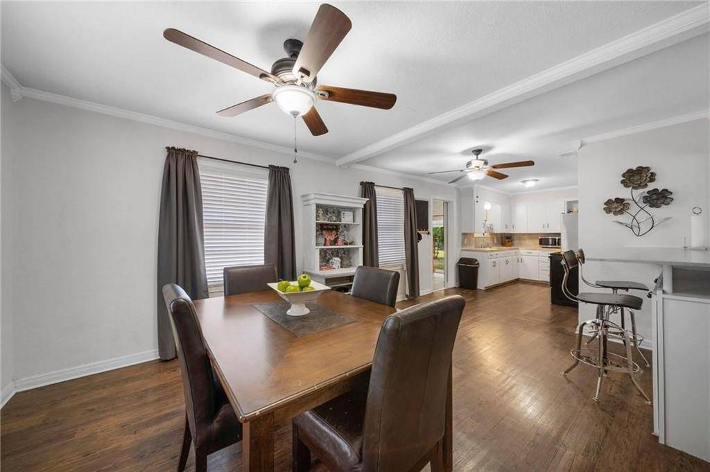 Valley Mills, TX 76689,101 Easy Street