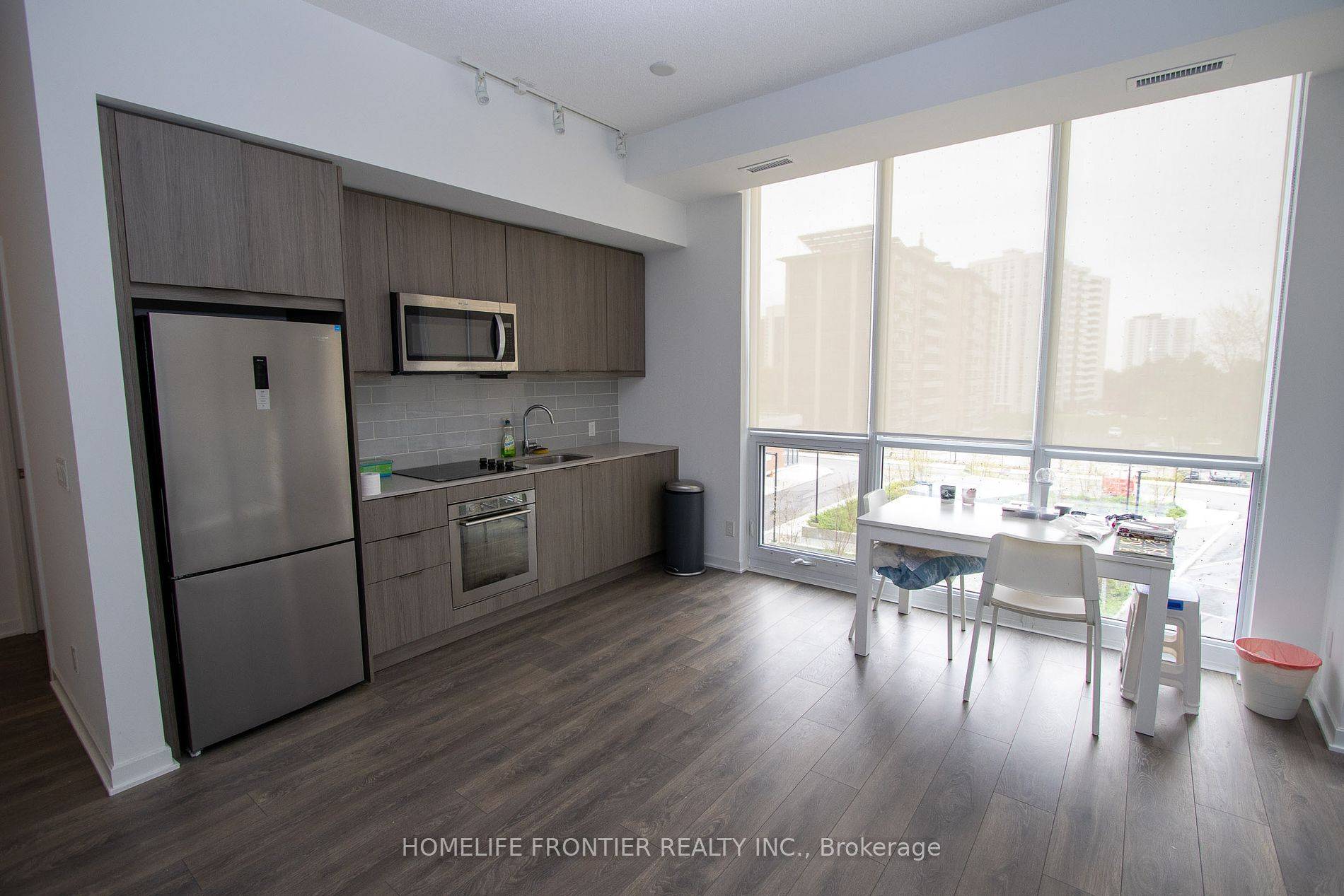 38 Forest Manor RD #315, Toronto C15, ON M2J 1M1