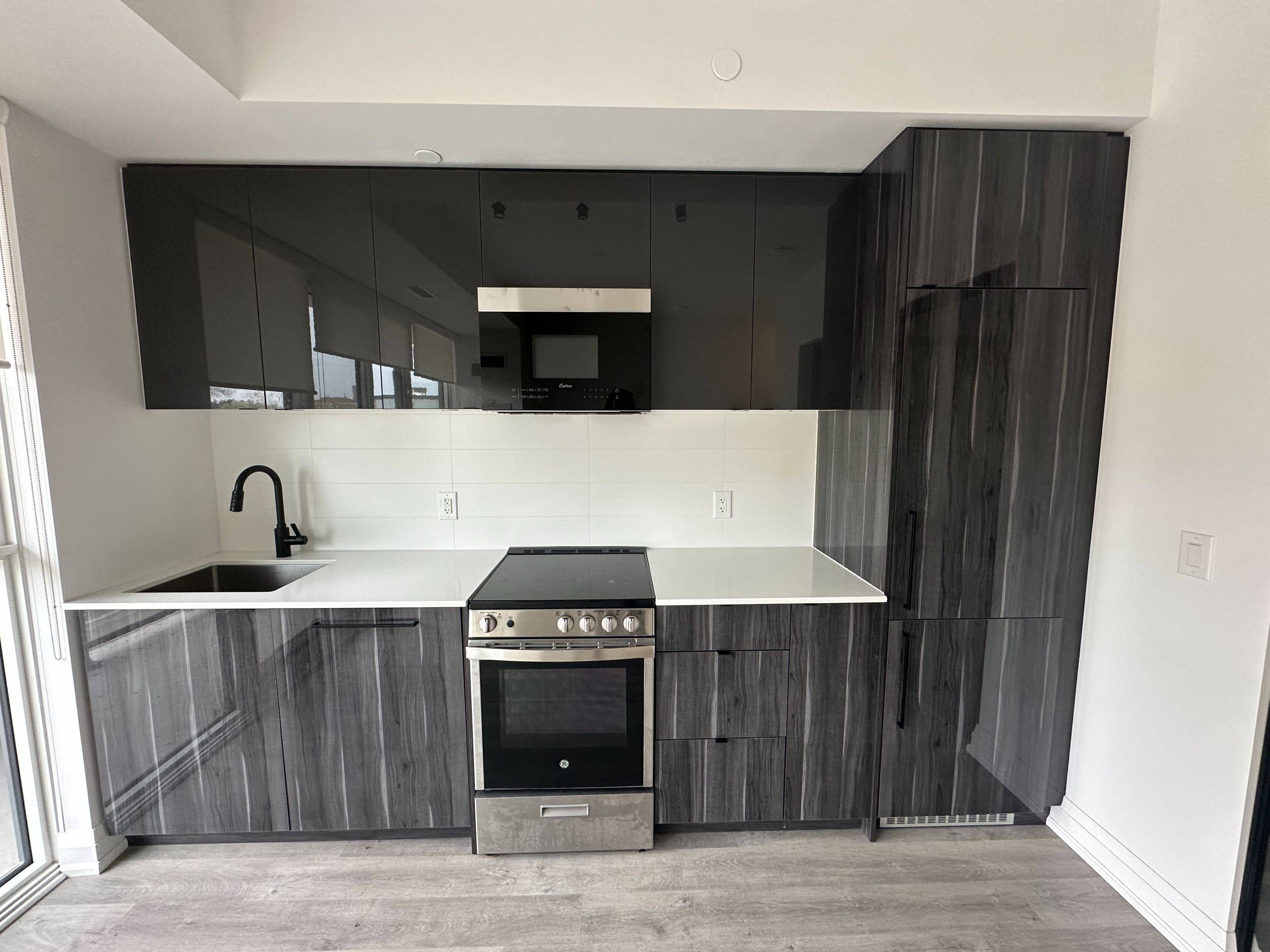 Toronto E02, ON M4C 0B1,2369 Danforth AVE #308