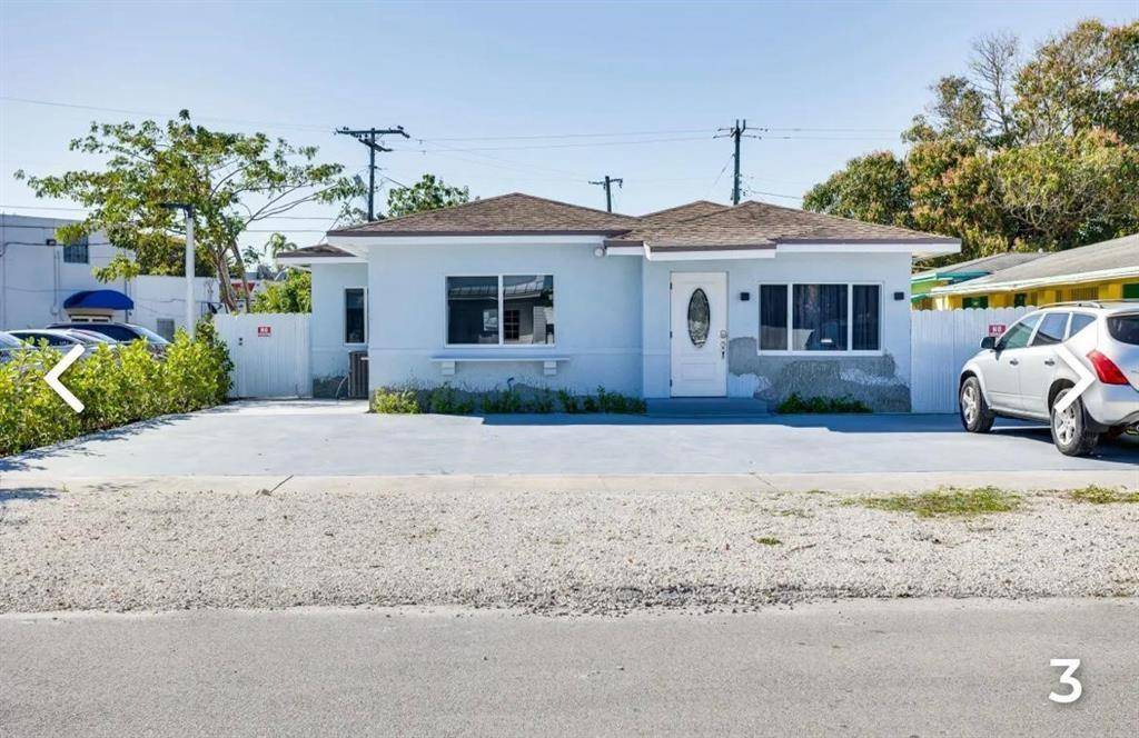 740 NE 130th St, North Miami, FL 33161