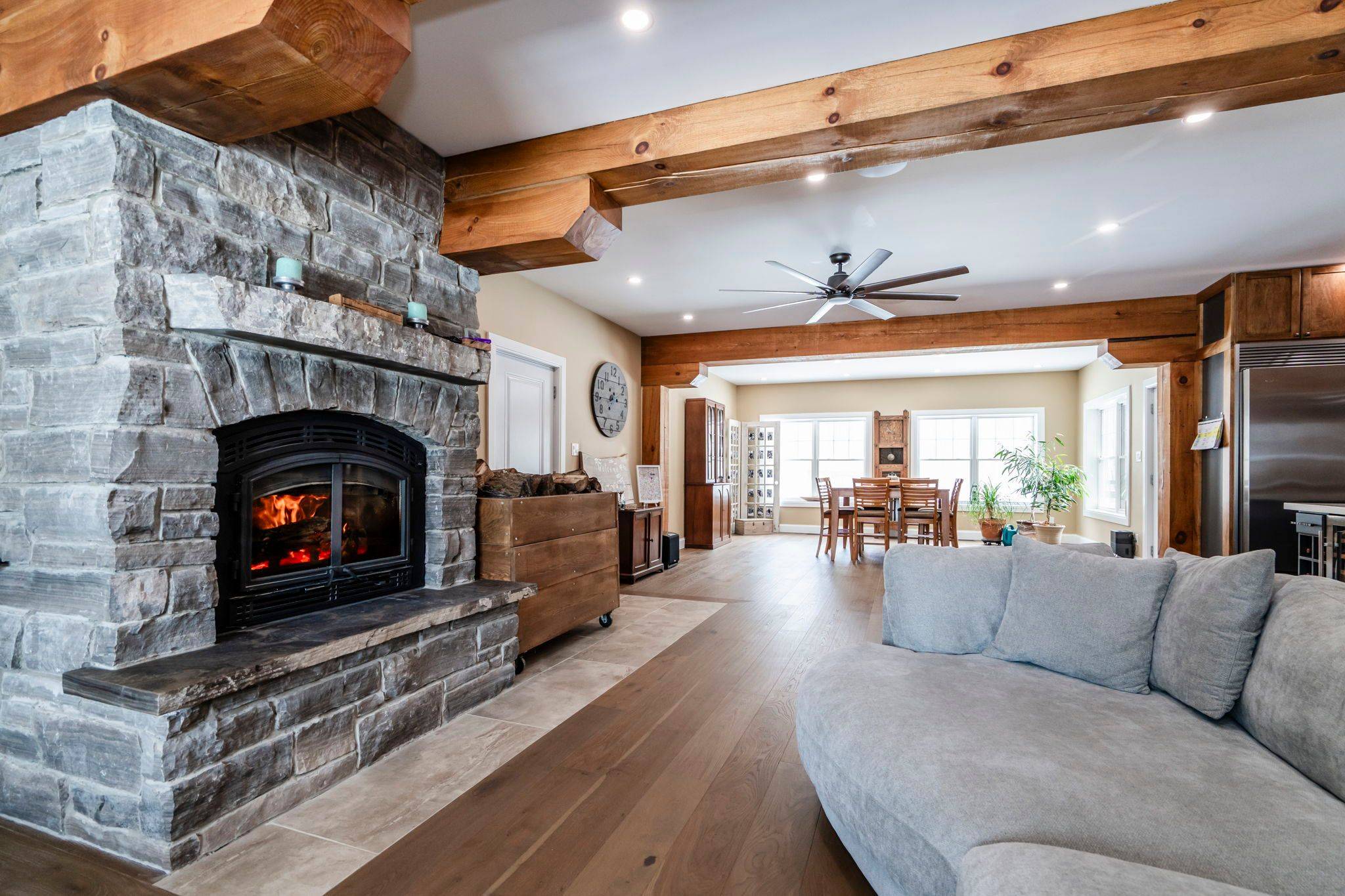 Springwater, ON L9X 1L7,2091 Dwyer RD