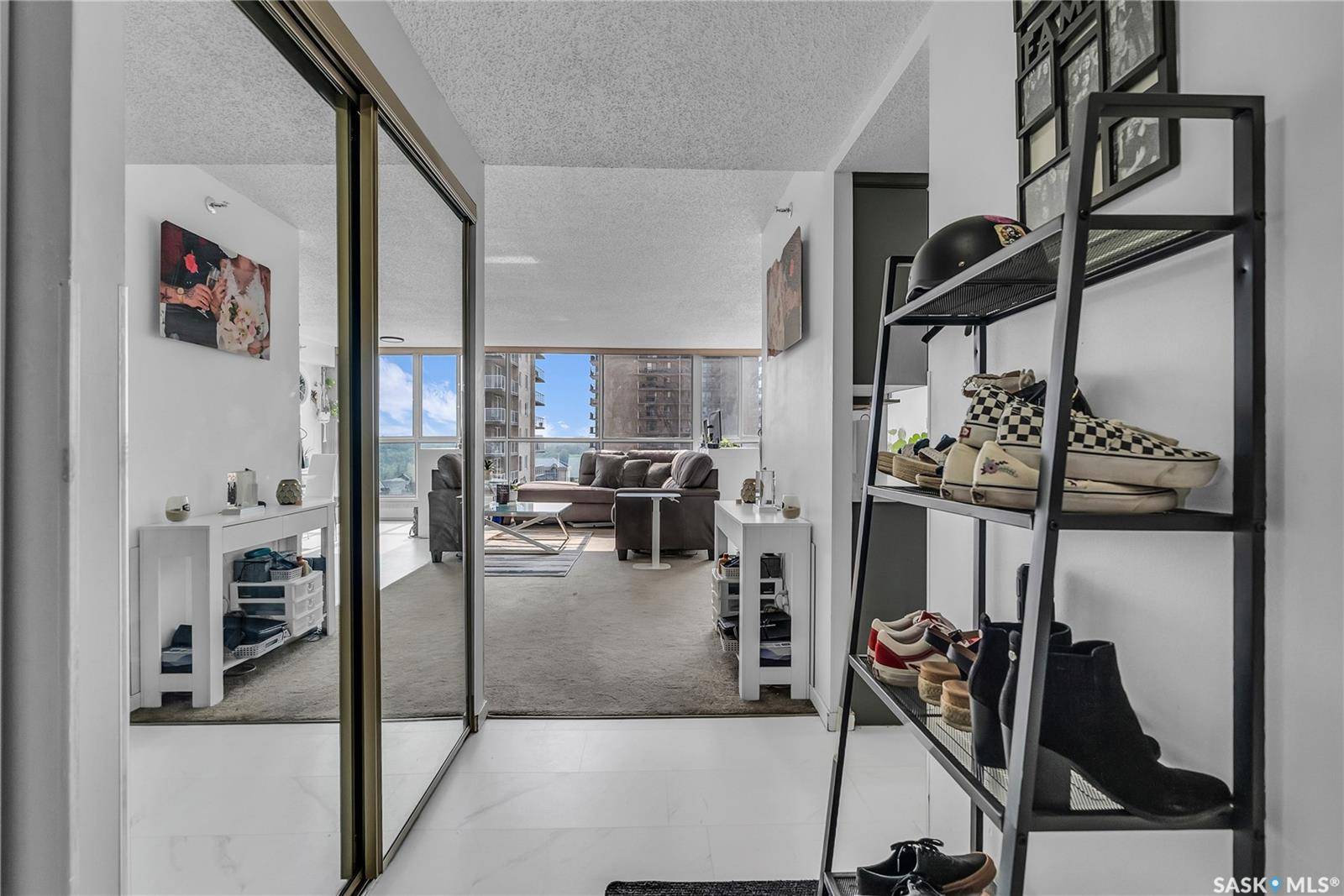 Saskatoon, SK S7K 5Z8,315 5th AVENUE N #1402