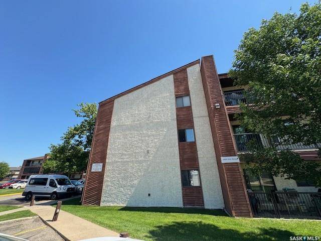 Saskatoon, SK S7L 6S6,3308 33rd STREET W #205