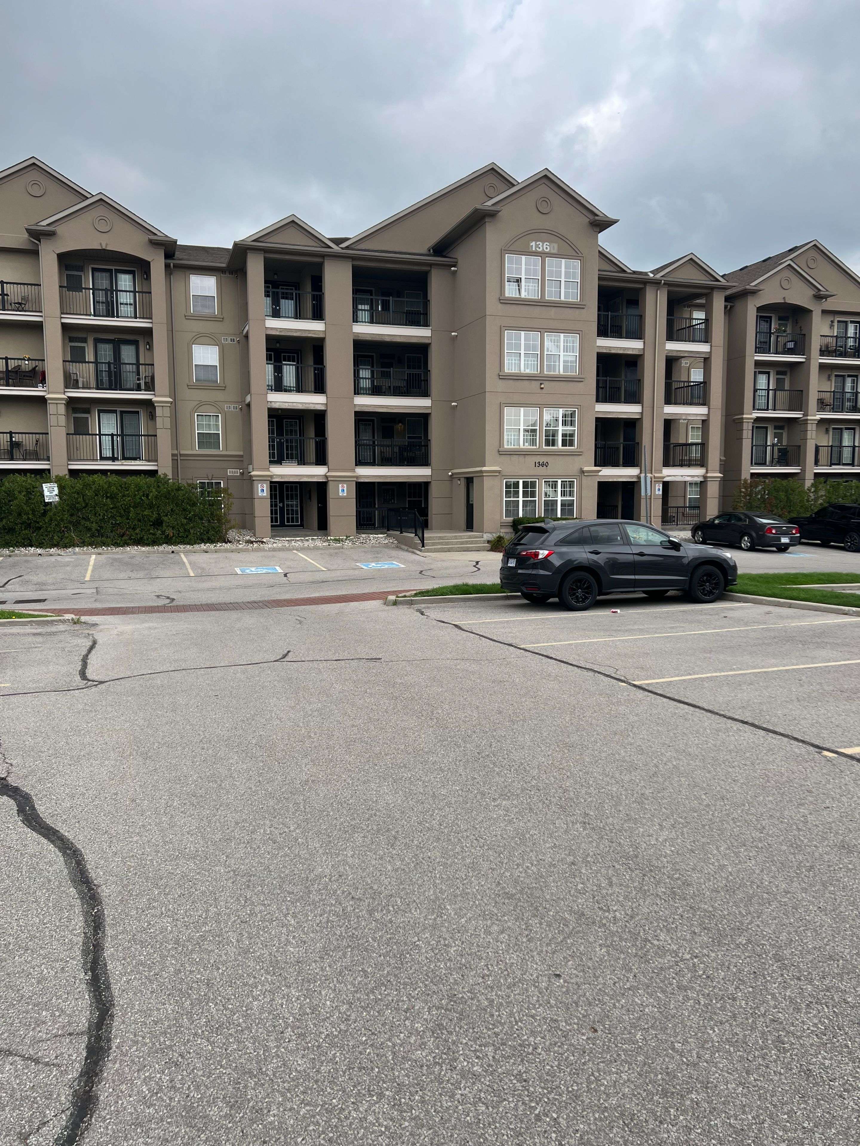 Milton, ON L9T 7S5,1360 Main ST E #409