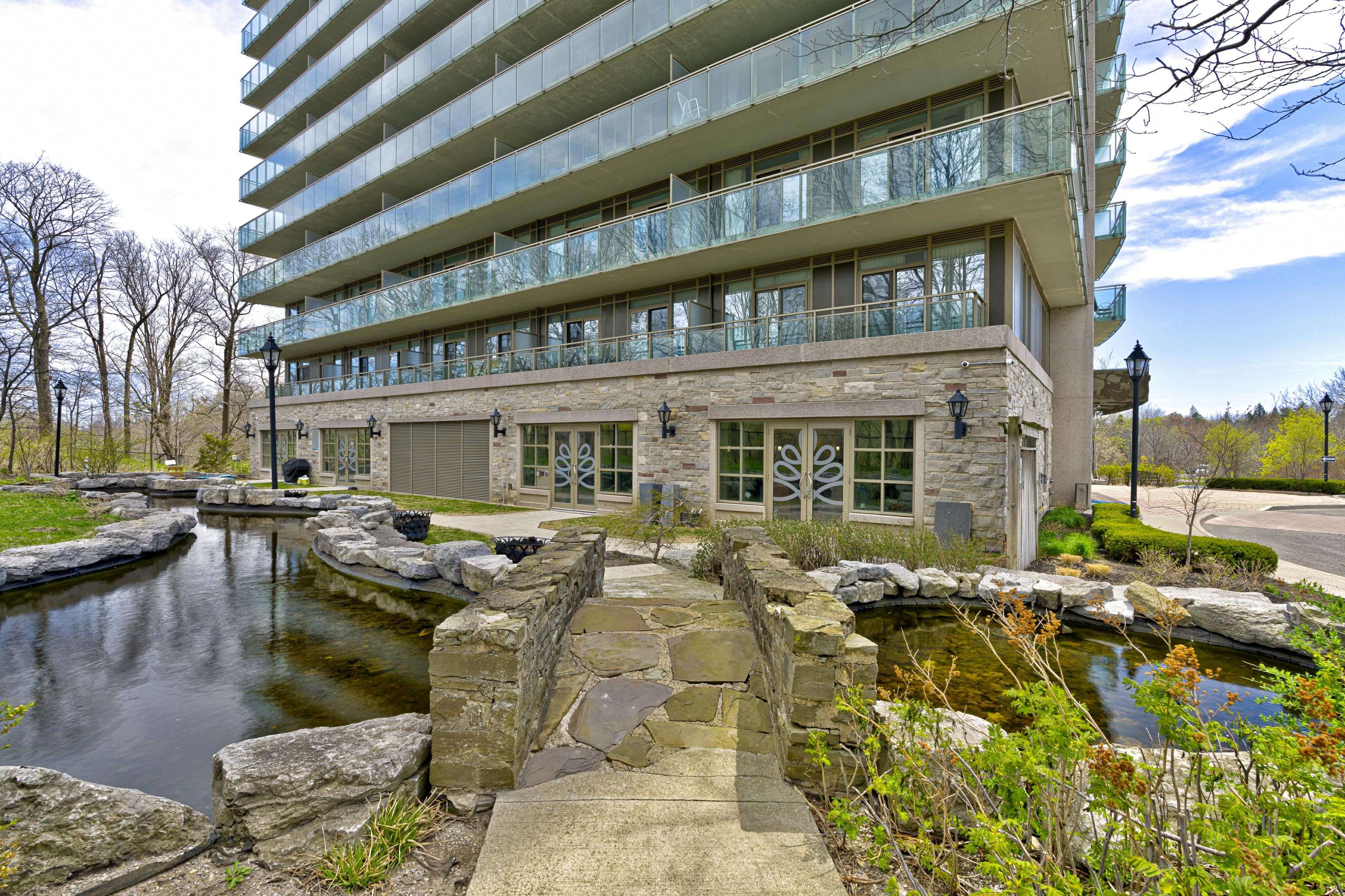 1665 The Collegeway N/A #1202, Mississauga, ON L5L 0A9