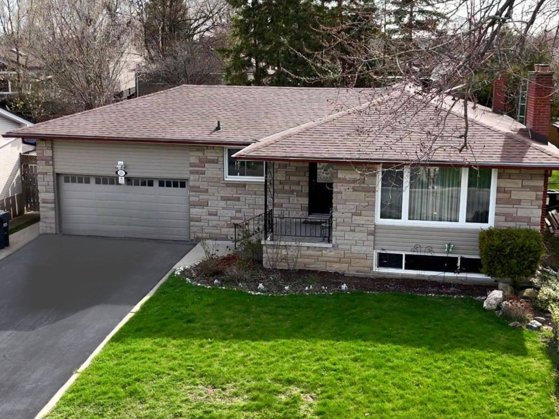 231 Elizabeth ST S #Upper, Brampton, ON L6Y 1S2