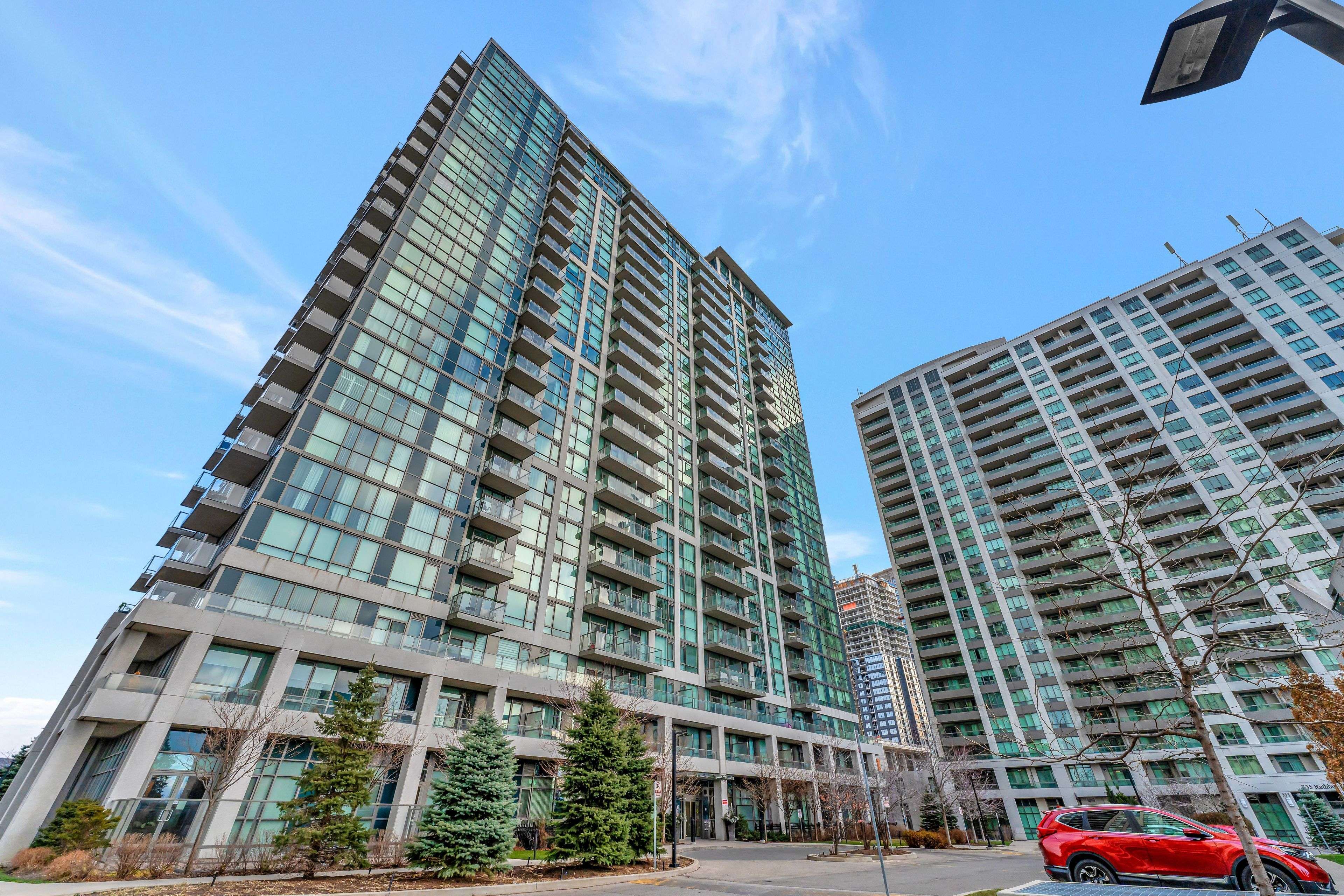 339 Rathburn RD W #1516, Mississauga, ON L5B 0K6