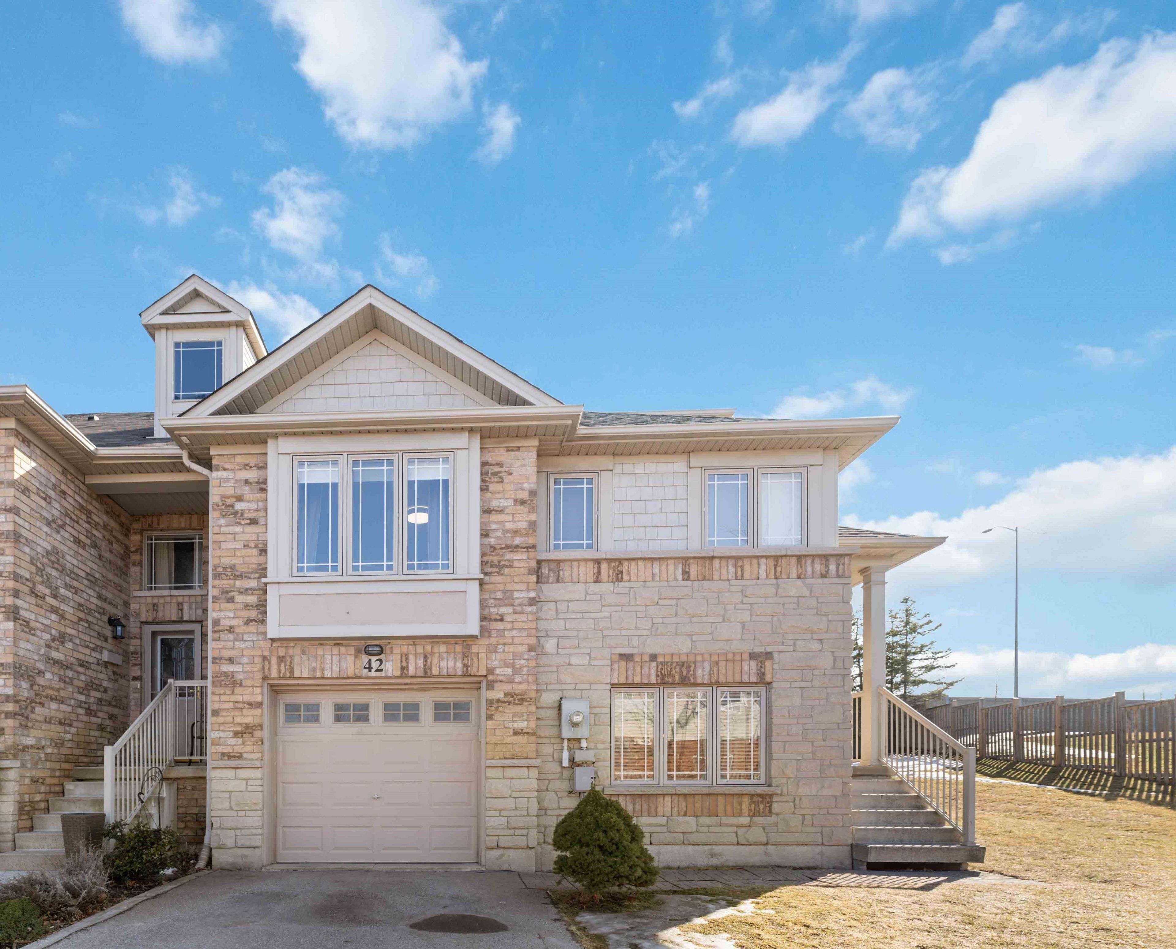 242 UPPER MOUNT ALBION RD #42, Hamilton, ON L8J 0B1