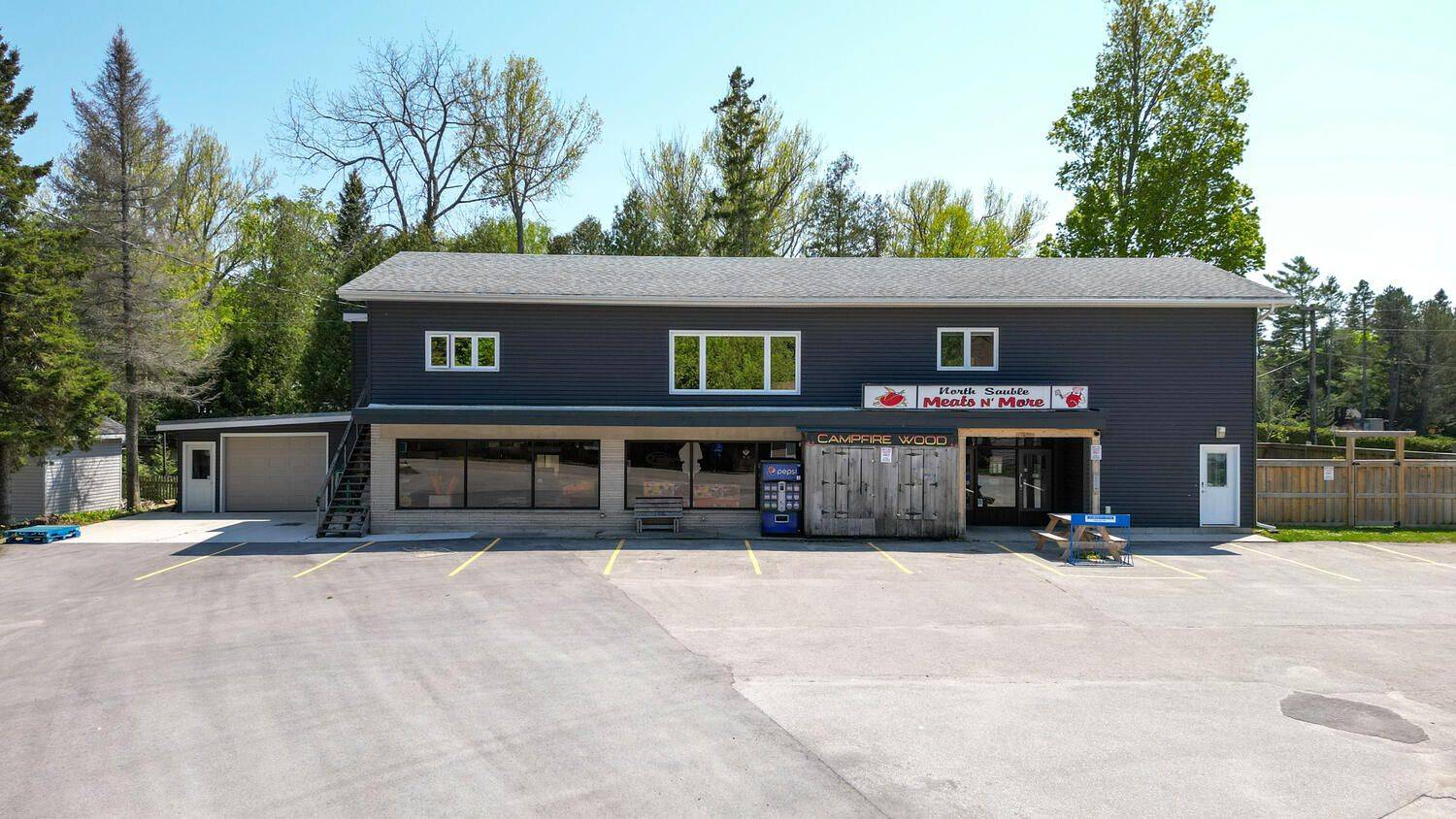 South Bruce Peninsula, ON N0H 2G0,68 Sauble Falls RD