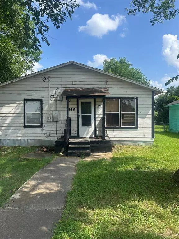 Corsicana, TX 75110,1413 E 8th Avenue
