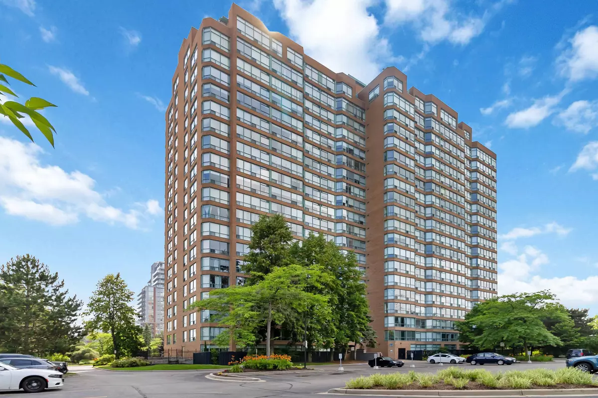 Burlington, ON L7S 2J9,1276 Maple Crossing BLVD #412