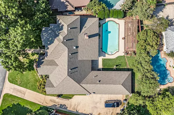 Arlington, TX 76013,2121 Bay Club Drive