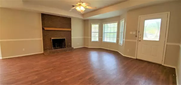 Denton, TX 76207,3117 N Bell Avenue
