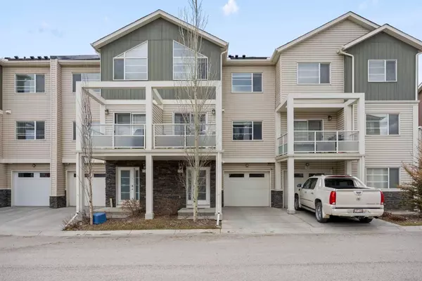 Calgary, AB T3N0M9,722 Redstone VW Northeast
