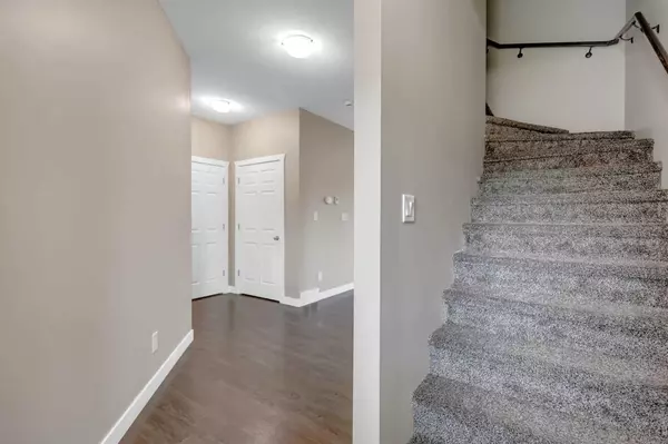 Lacombe, AB T4L 1E9,90 Ranchers Close