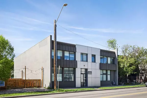 1909 10 AVE SW, Calgary, AB T3C 0K3