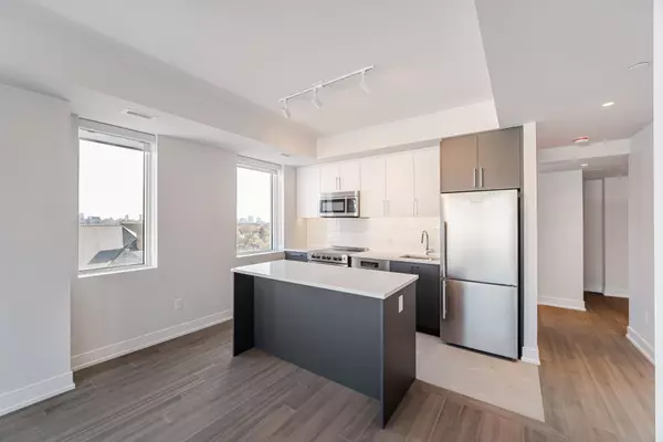 Toronto C01, ON M5S 2H7,664 Spadina AVE #808