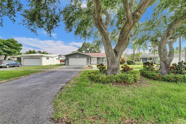 5315 Arthur St, Hollywood, FL 33021
