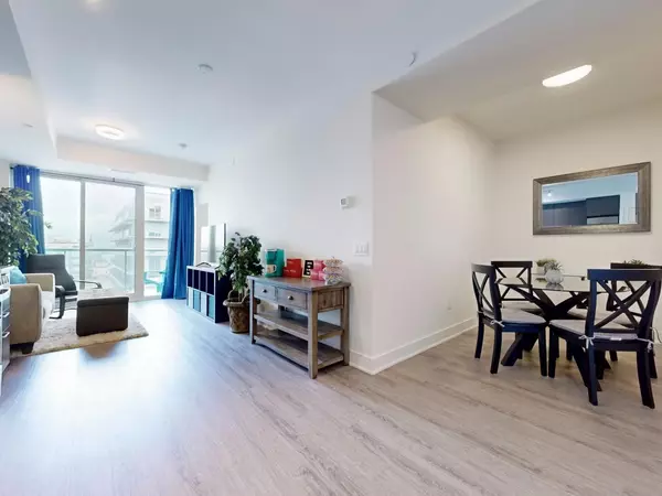 Newmarket, ON L3Y 0G7,185 Deerfield RD #1212